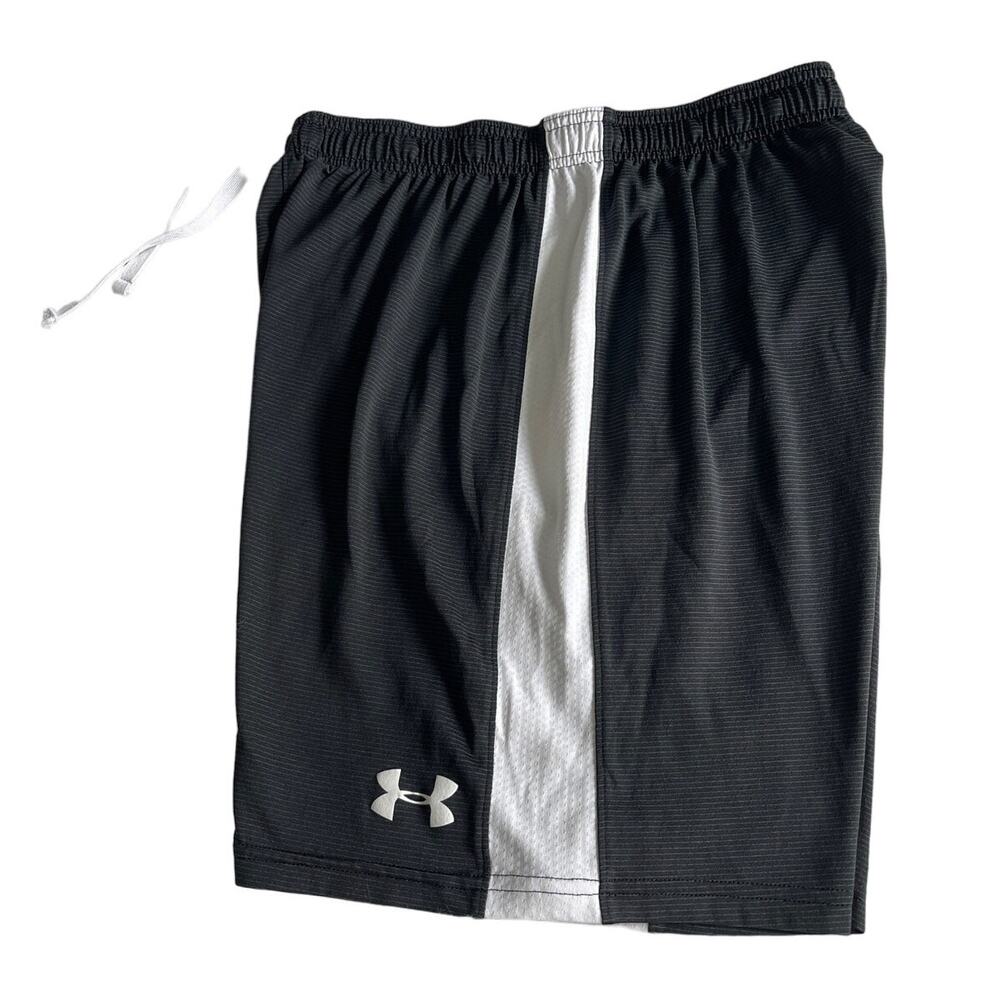 UNDER ARMOUR Activewear Heat Gear Short Men Sz M Slightly used